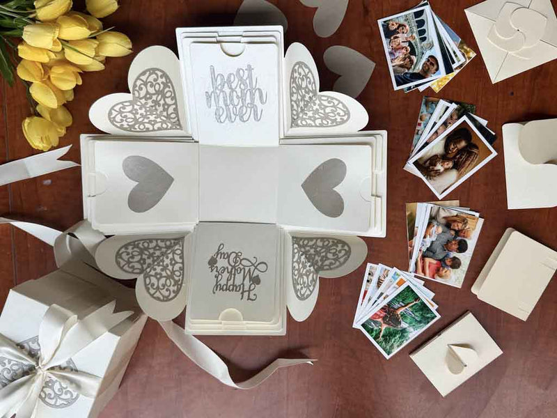 Explosion gift box for Mother's day with customized photos - product catalog photo with contents displayed
