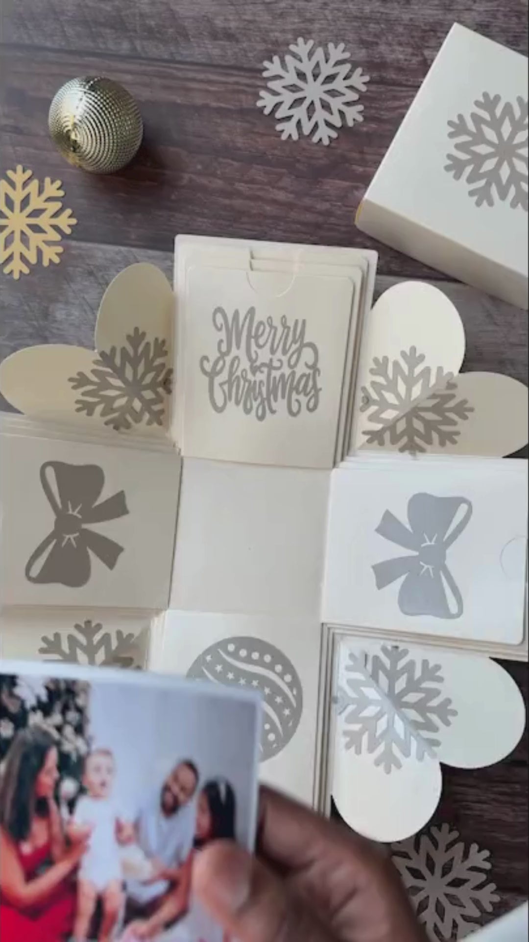 Demo video showing explosion gift box unboxing with layers opening and inserts displayed.